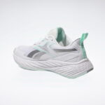 reebok-verse-running-100250386-3